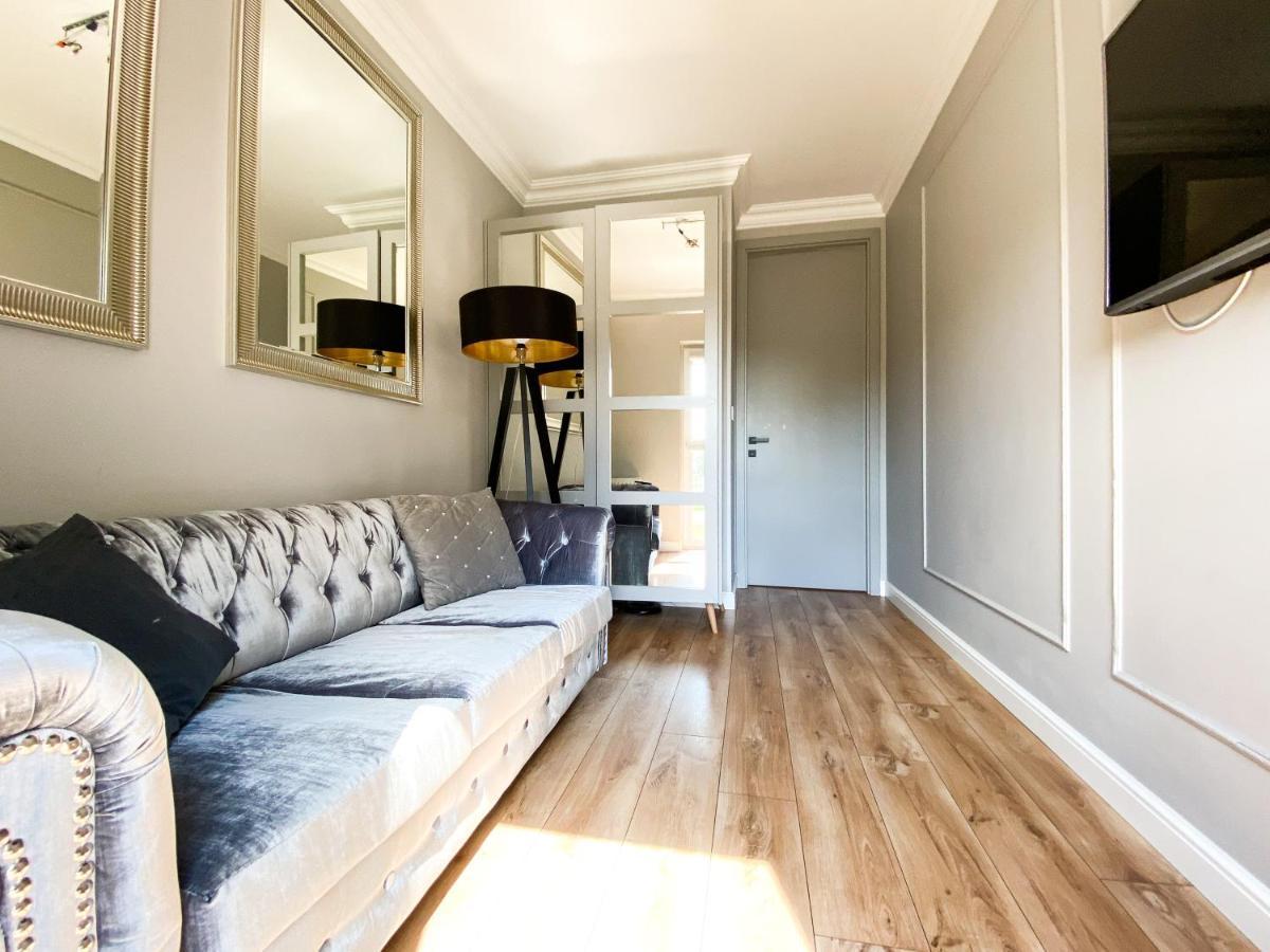 Bp Gray Premium Apartment Torun Exterior photo