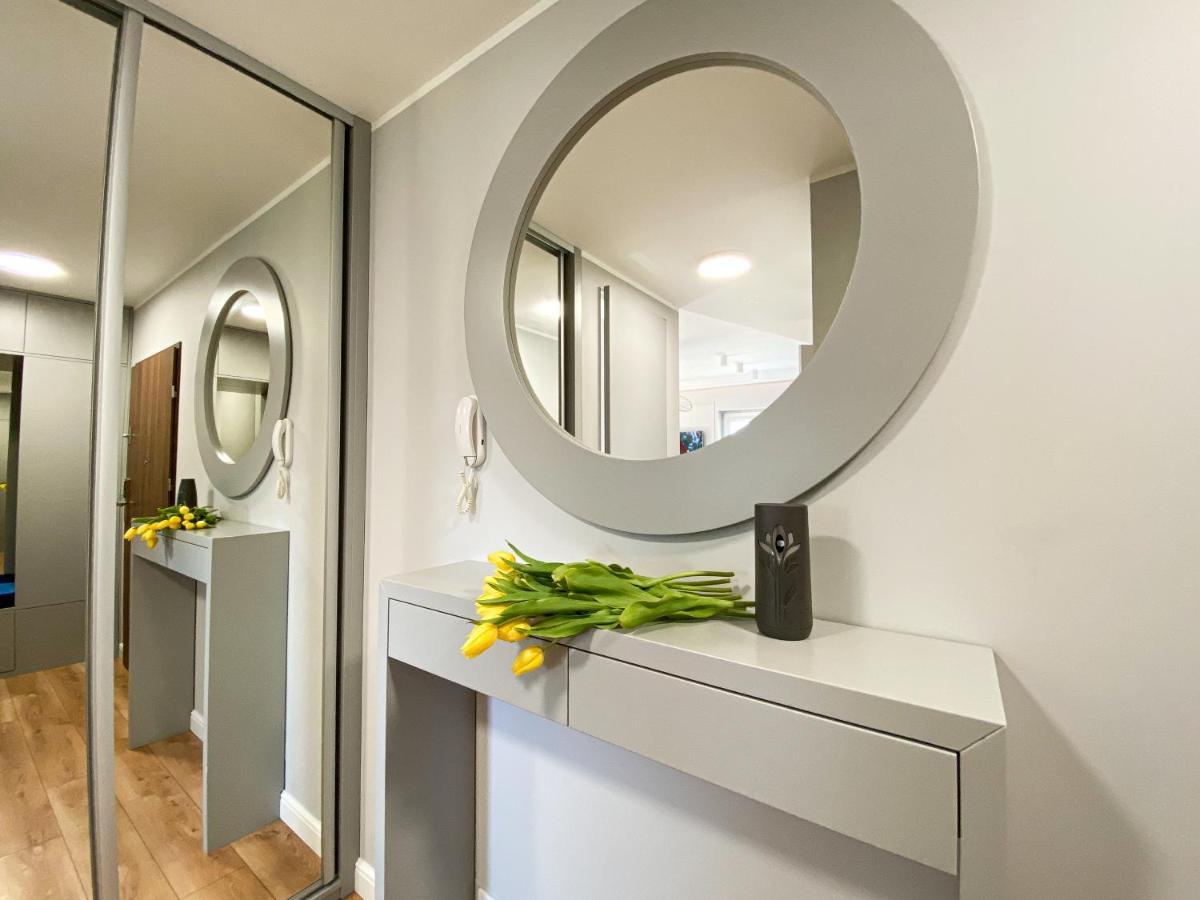 Bp Gray Premium Apartment Torun Exterior photo